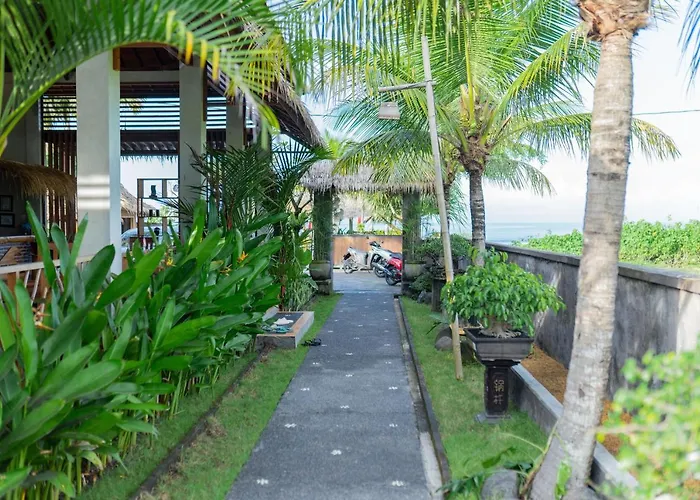 West Break Bali - Medewi * Airsatang