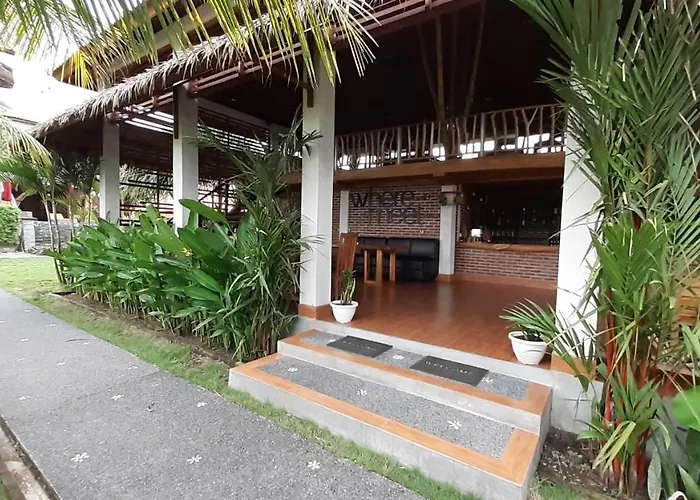 West Break Bali - Medewi Airsatang