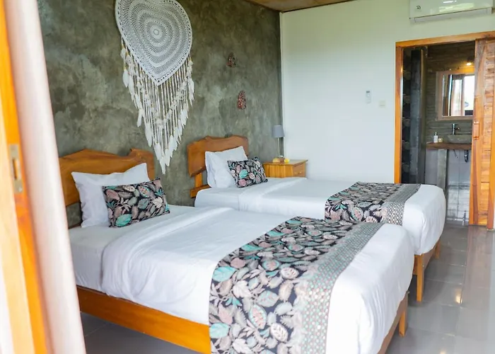 West Break Bali - Medewi Hotel Airsatang