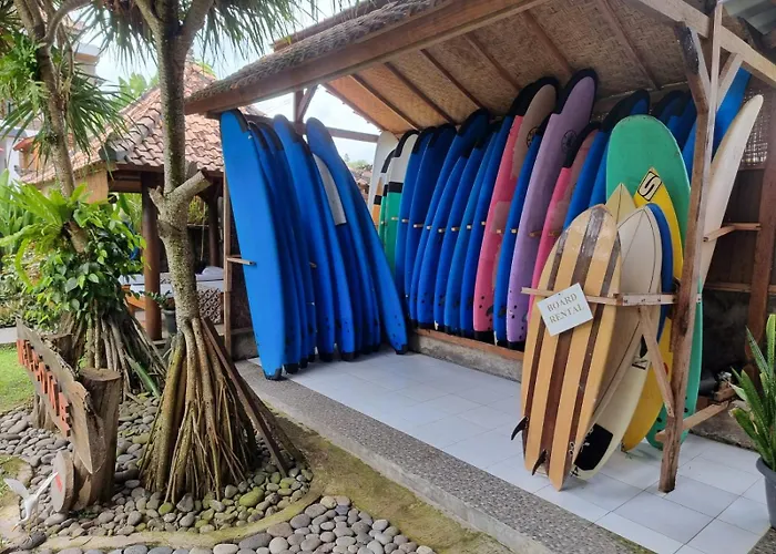 West Break Bali - Medewi Airsatang